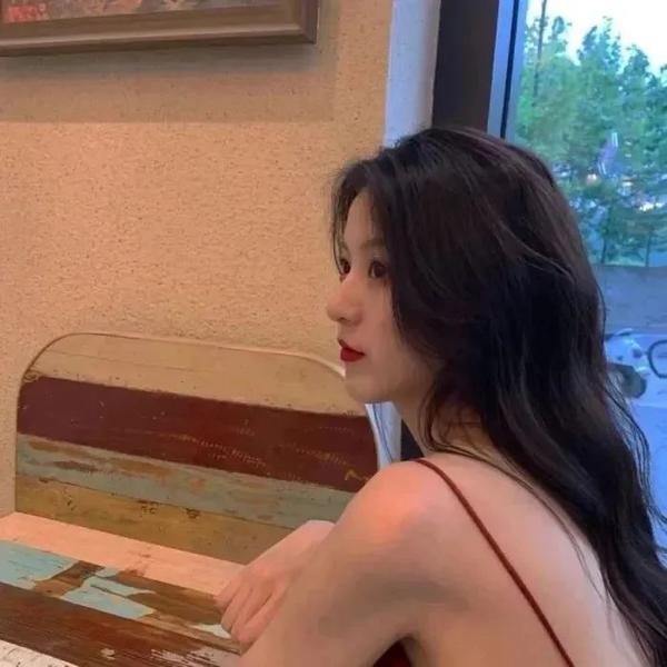 辰星降临之国的妮娜